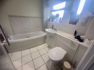 Photo 31- click for photo gallery